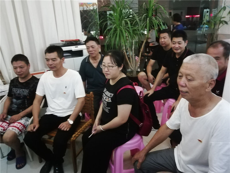 全体党员观看【我们的初心--“不忘初心，牢记使命”】主题节目