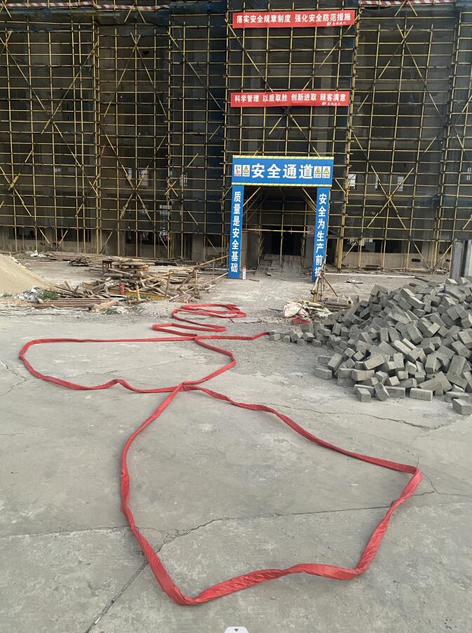 涵江区南环城路涵中田中央安置区3#楼建设项目顺利结顶