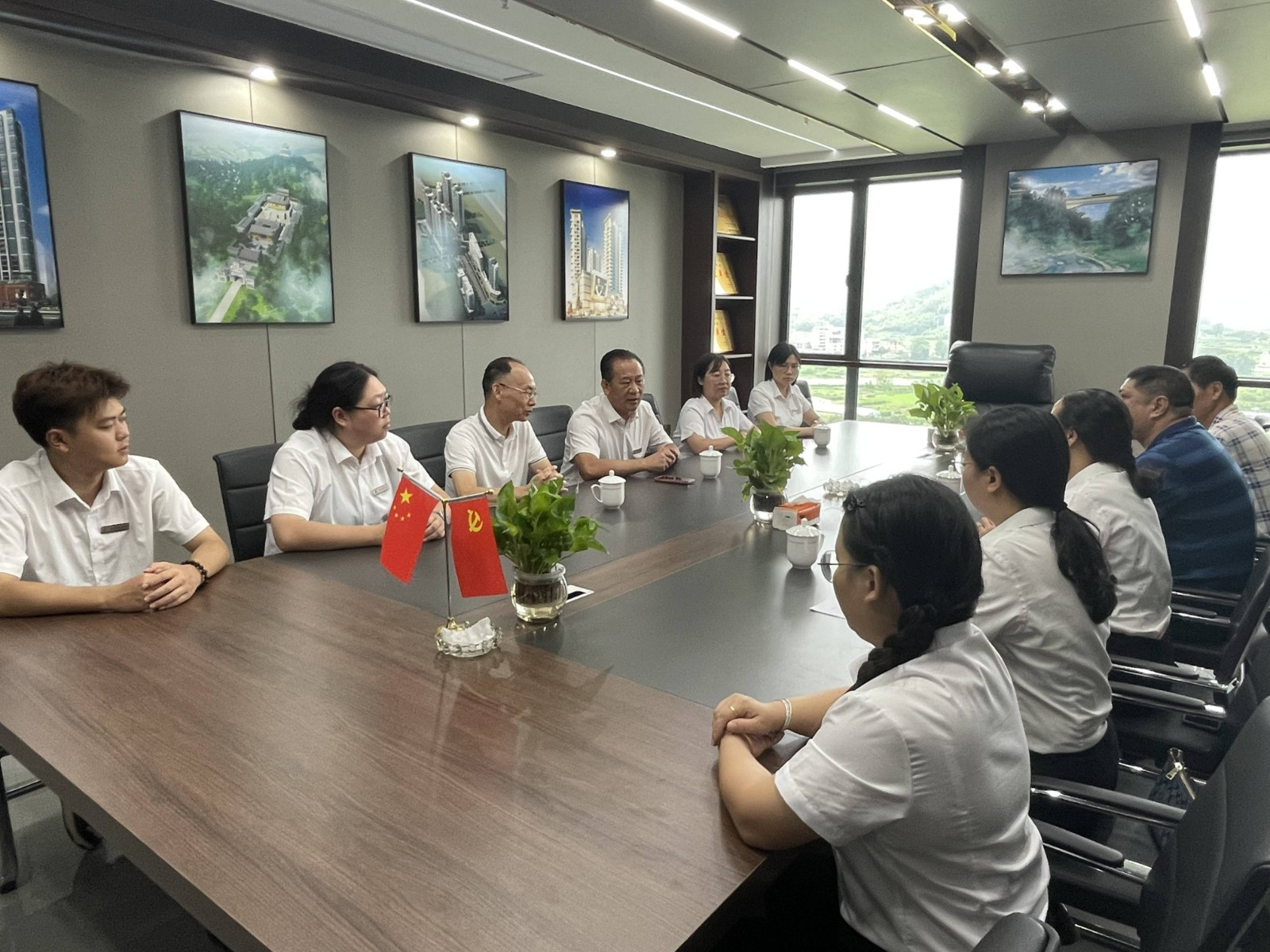 松溪县人民法院深入企业,提供贴心指导助力企业发展