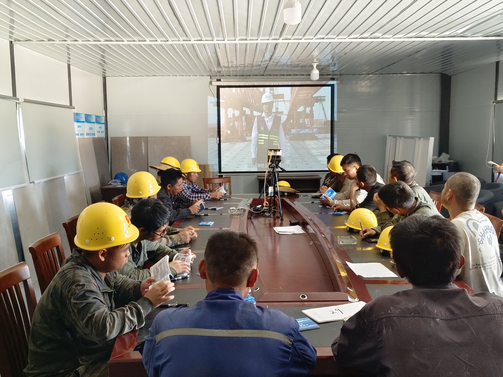 南平市质量安全协会开展工伤预防系列宣传活动,为安全生产保驾护航