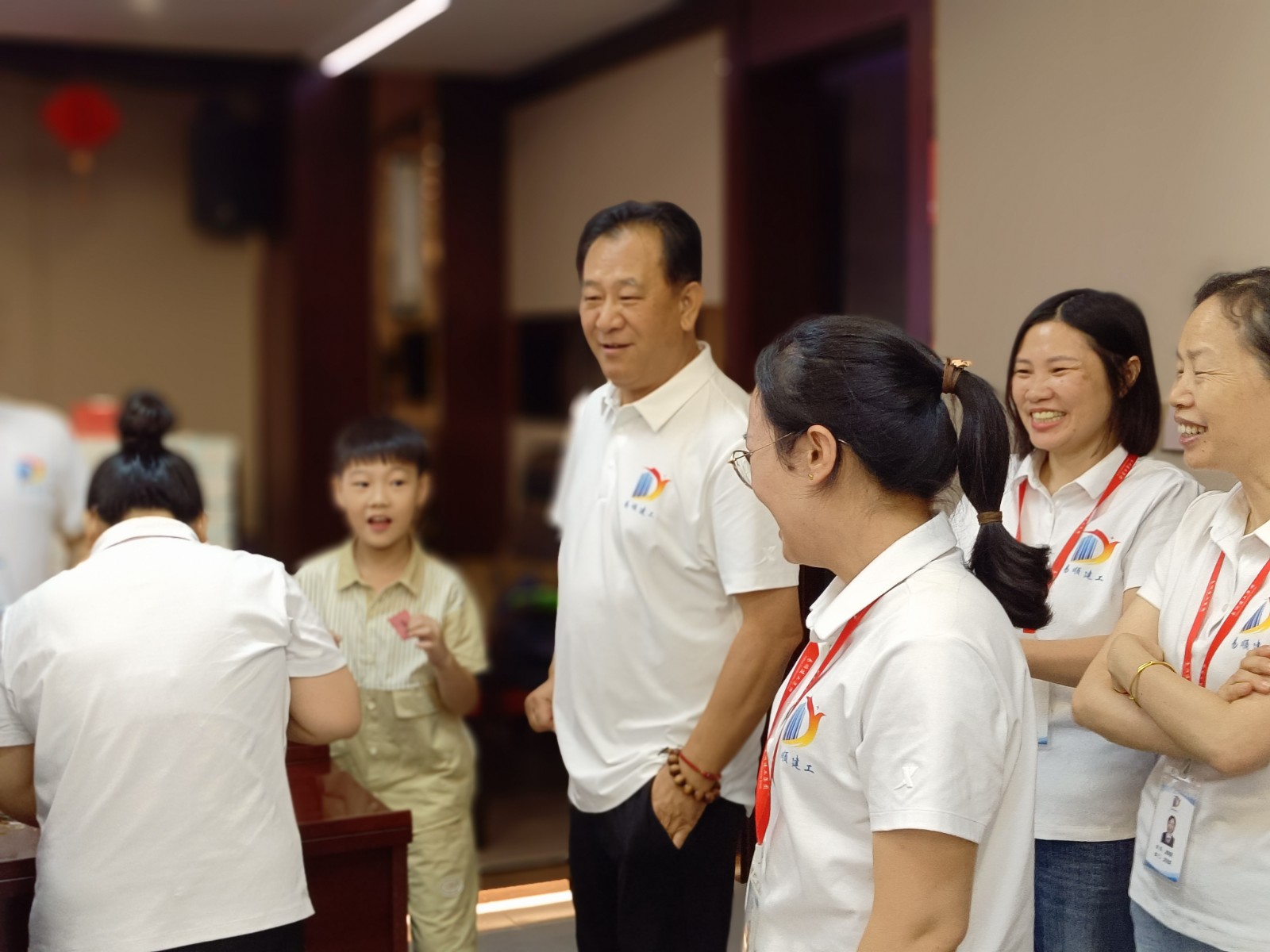 “易聚中秋团圆意,顺启事业新篇章”易顺建工集团2024年中秋活动圆满举行