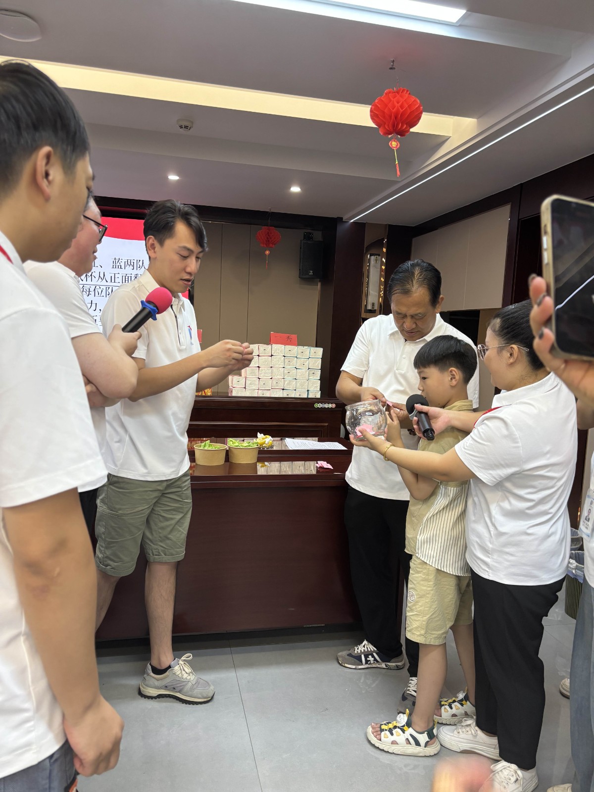“易聚中秋团圆意,顺启事业新篇章”易顺建工集团2024年中秋活动圆满举行