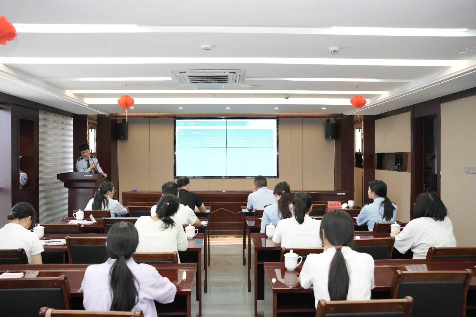 法治宣讲进企业 护航发展促合规