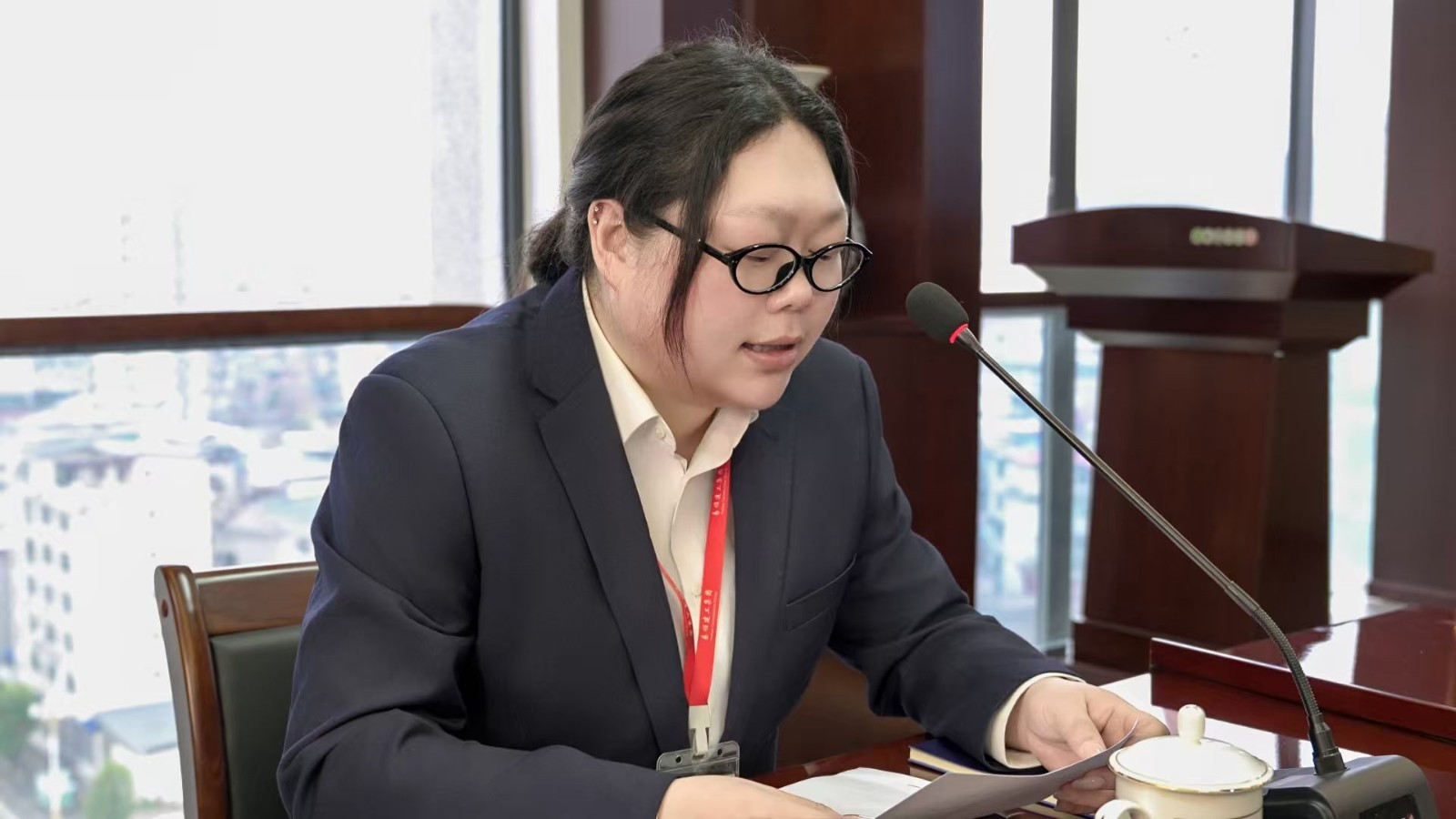 易顺建工集团有限公司召开2026年各分公司经营交流座谈会