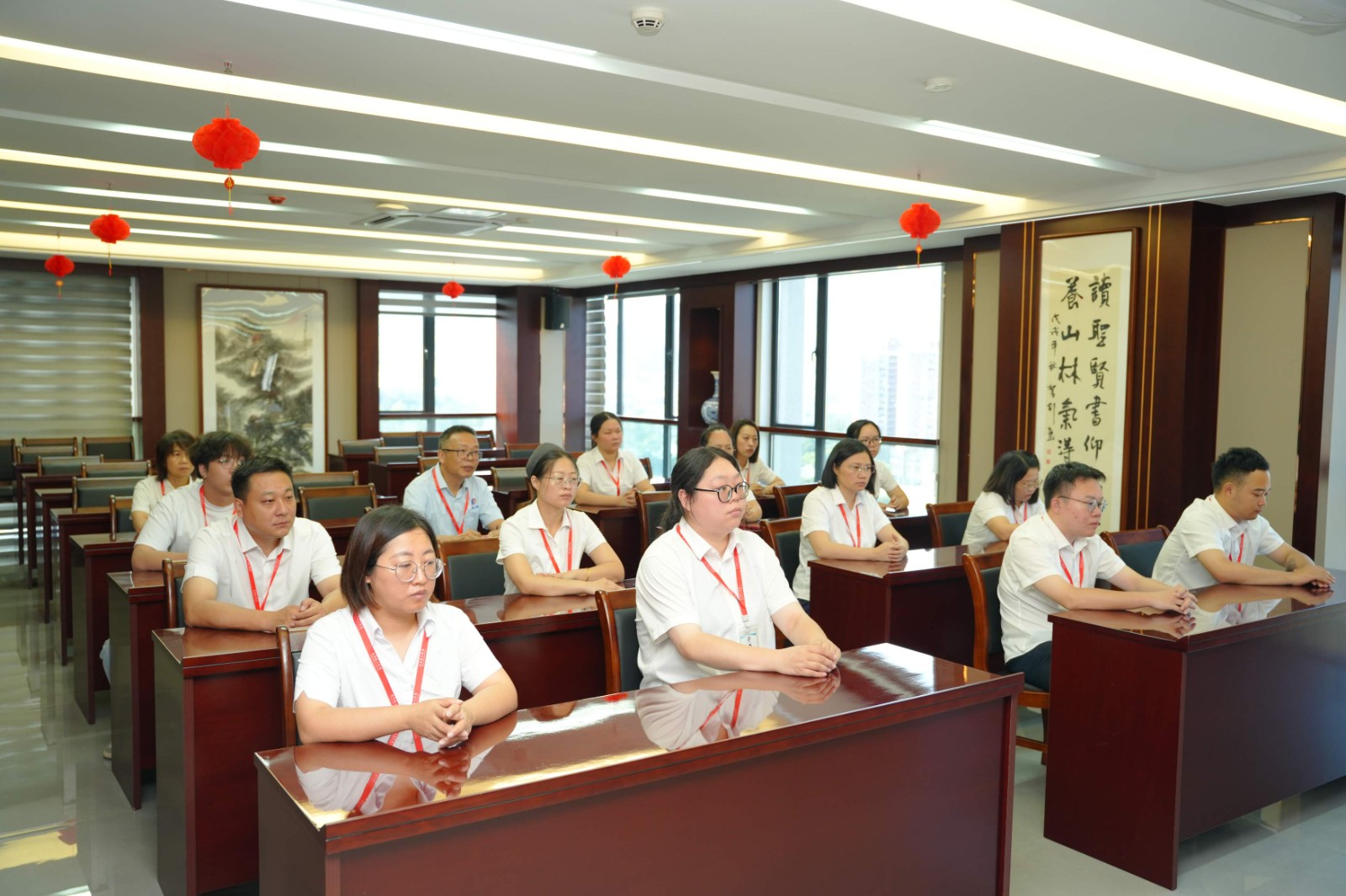 喜报｜匠心筑精品，荣誉再添章！易顺建工集团隆重举行“九峰杯”优质工程  奖嘉奖仪式